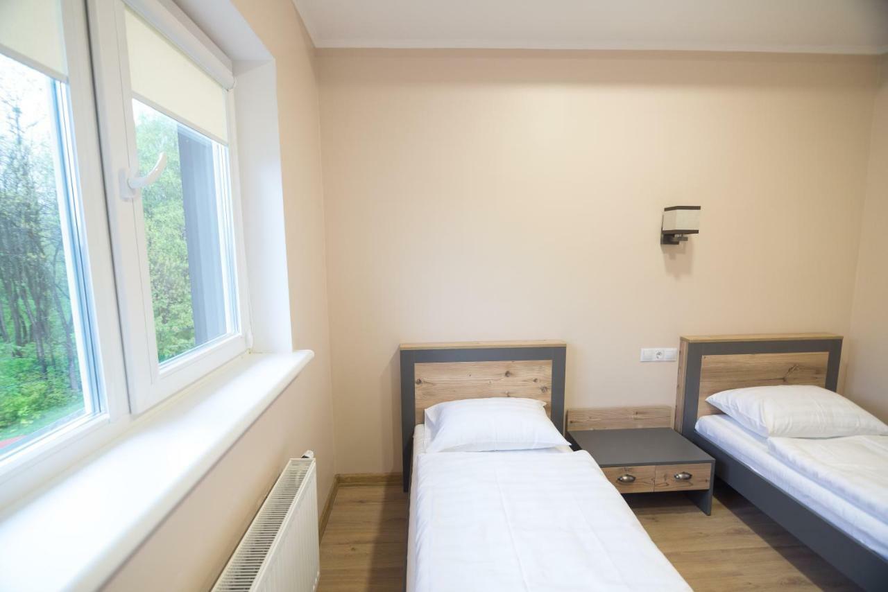 Pivdenniy Hotel Lviv Exterior photo