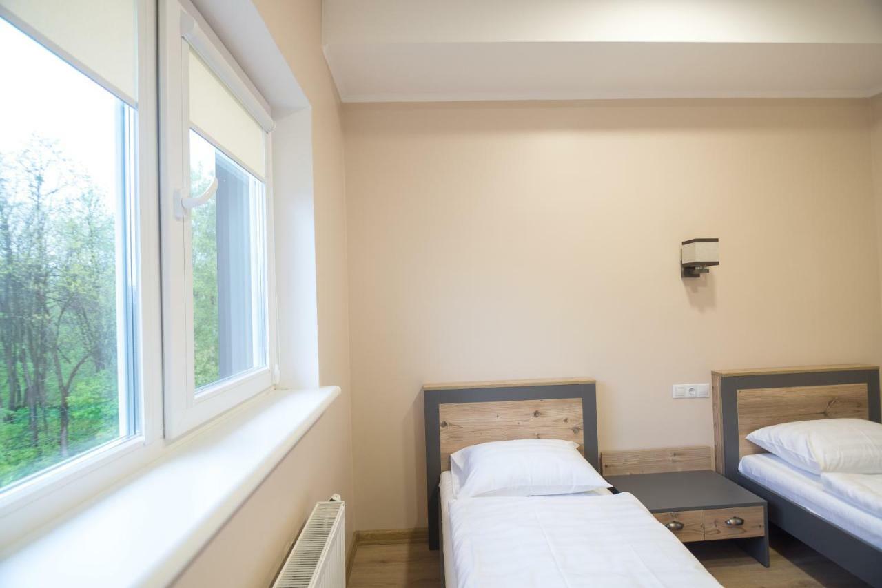Pivdenniy Hotel Lviv Exterior photo